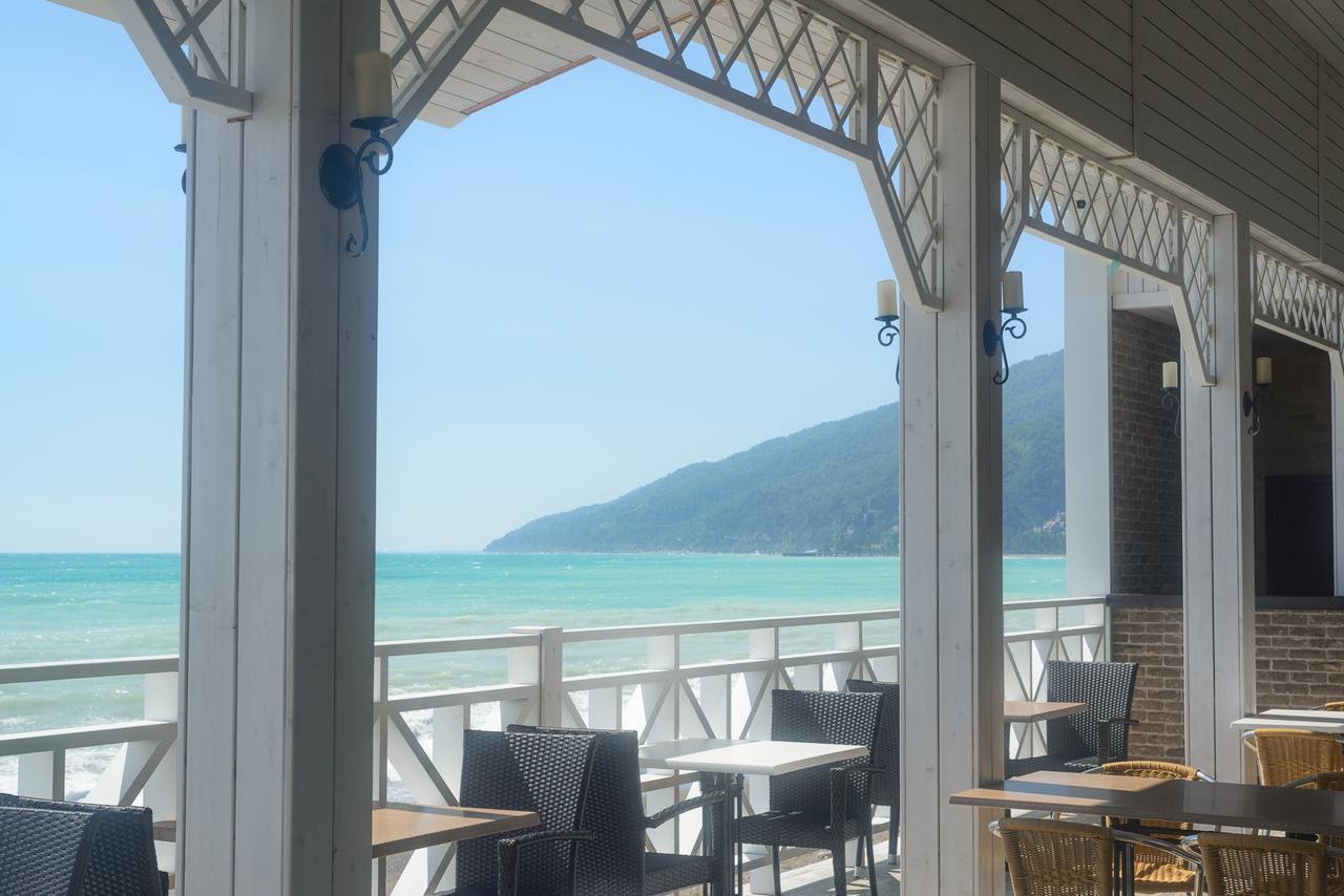 Hotel Cheluskintsev Gagra Luaran gambar