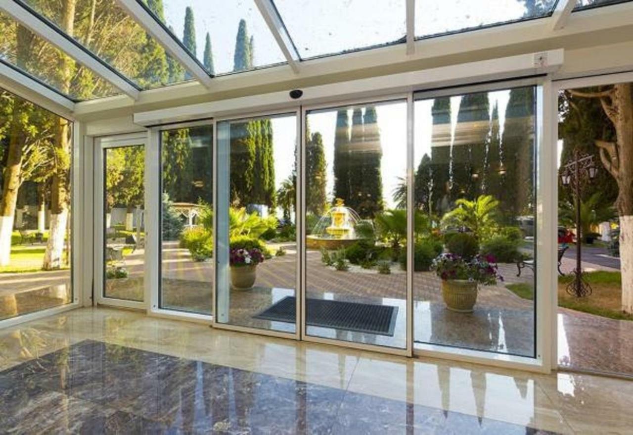 Hotel Cheluskintsev Gagra Luaran gambar