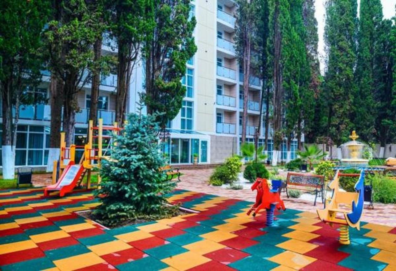 Hotel Cheluskintsev Gagra Luaran gambar