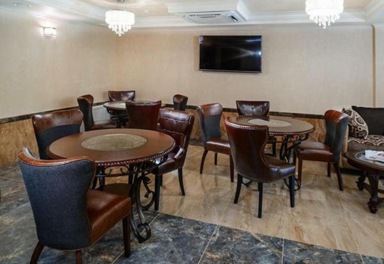 Hotel Cheluskintsev Gagra Luaran gambar