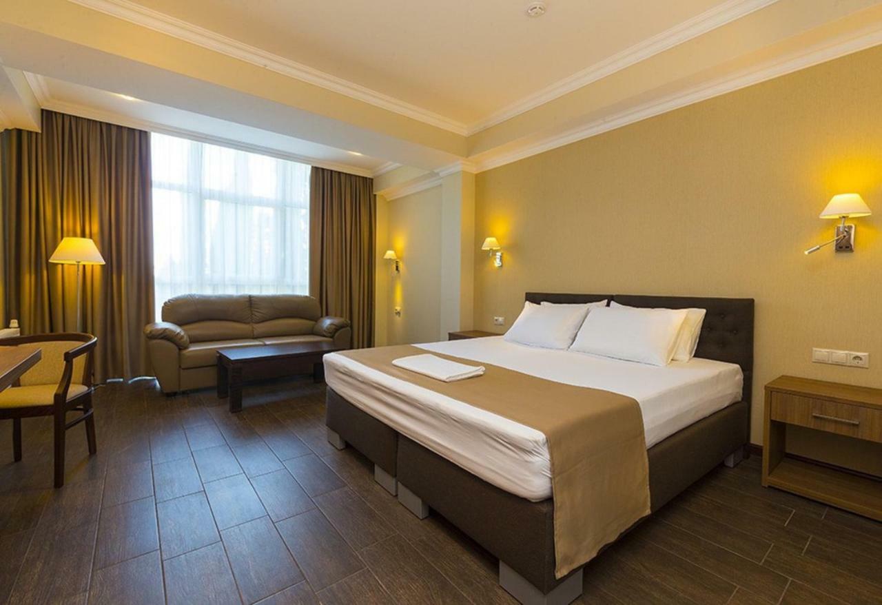 Hotel Cheluskintsev Gagra Luaran gambar